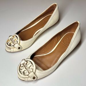 Tory Burch Women’s Leticia Peep Toe Low Wedge Shoes Ivory Gold Size- 6 M